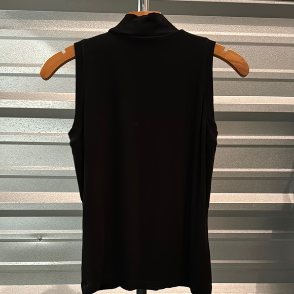 Banana Republic Black Mock Neck Sleeveless Top - Picture 3 of 6